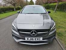 Mercedes-Benz CLA CLA180 AMG Line 