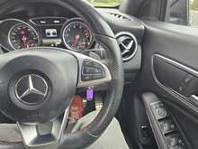 Mercedes-Benz CLA CLA180 AMG Line 