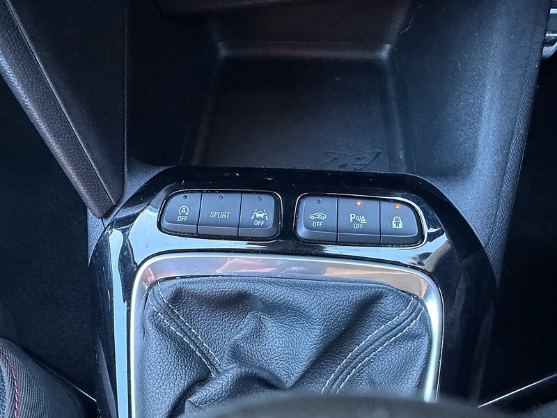 Vauxhall Turbo SRi Hatchback 1.2 Manual Petrol