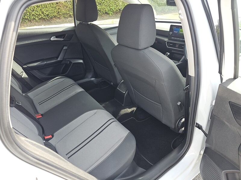 SEAT 1.0 TSI EVO SE Hatchback 5dr Petrol Manual Euro 6 (s/s) (110 ps)