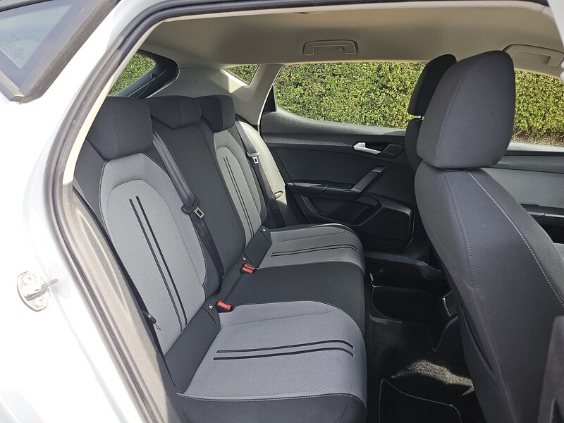 SEAT 1.0 TSI EVO SE Hatchback 5dr Petrol Manual Euro 6 (s/s) (110 ps)