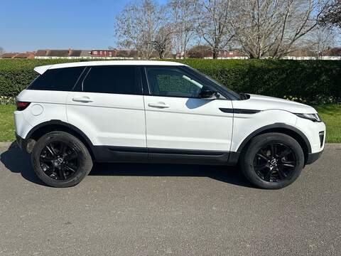 TD4 SE Tech SUV 2.0 Manual Diesel