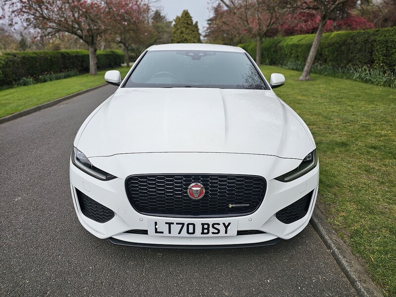 Jaguar D180 R-Dynamic SE Saloon 2.0 Automatic Diesel