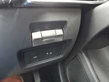 Jaguar XE D180 R-Dynamic SE 