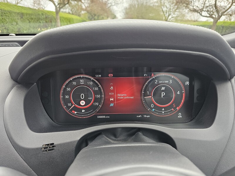Jaguar D180 R-Dynamic SE Saloon 2.0 Automatic Diesel