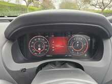 Jaguar XE D180 R-Dynamic SE 