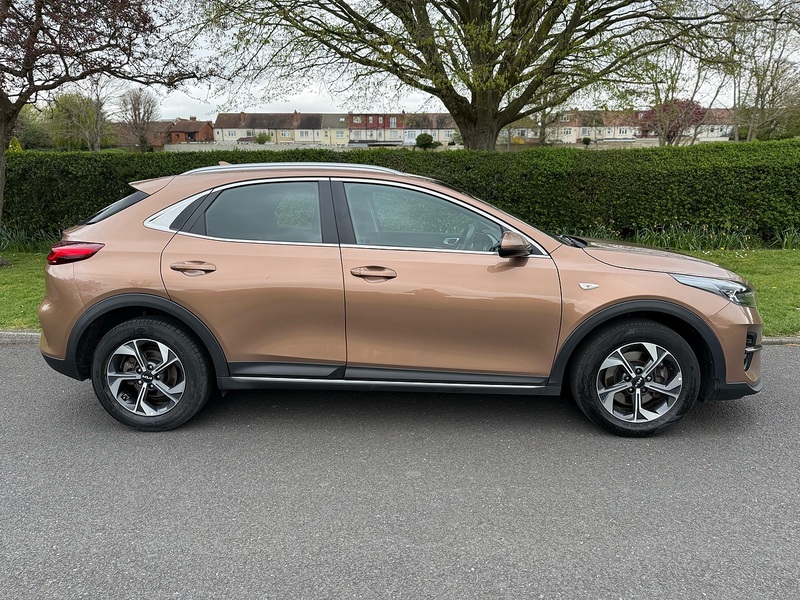 Kia T-GDi 2 SUV 1.0 Manual Petrol