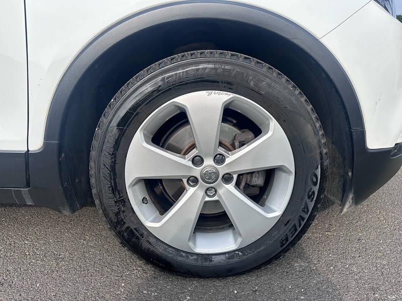 Vauxhall i Turbo ecoTEC Elite Nav SUV 1.4 Manual Petrol