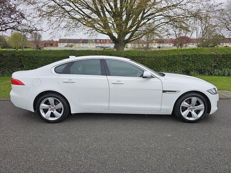 Jaguar d Prestige Saloon 2.0 Automatic Diesel