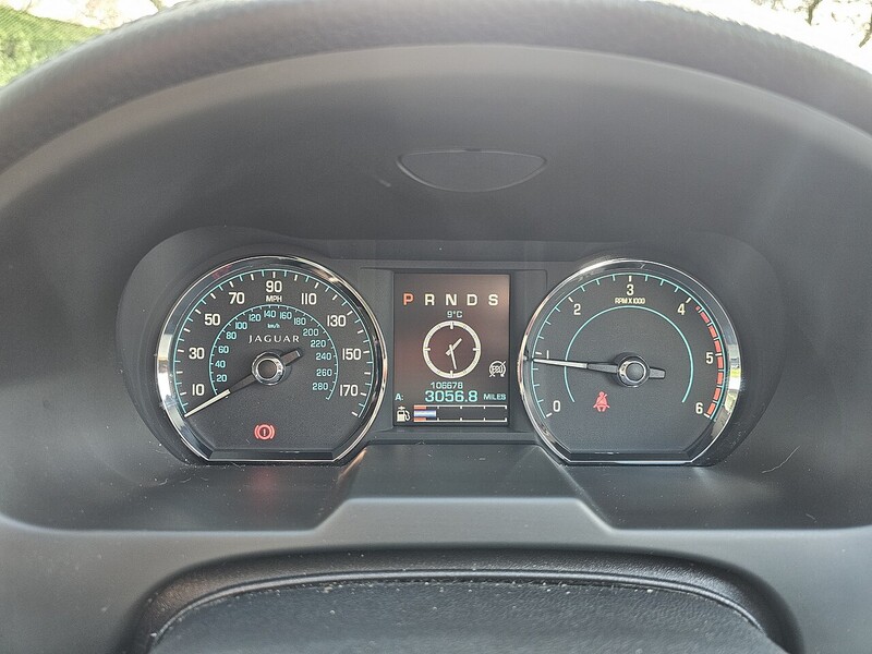Jaguar 2.2d Luxury Sportbrake 5dr Diesel Auto Euro 5 (s/s) (200 ps)