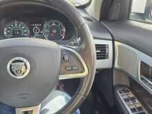 Jaguar XF d Luxury 