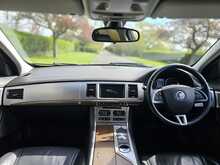 Jaguar XF d Luxury 