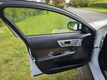 Jaguar XF d Luxury 