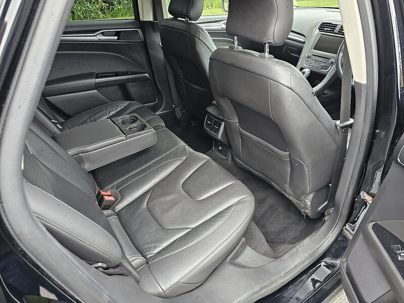 Ford TDCi Titanium Estate 2.0 Automatic Diesel