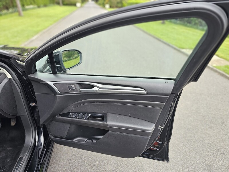 Ford TDCi Titanium Estate 2.0 Automatic Diesel