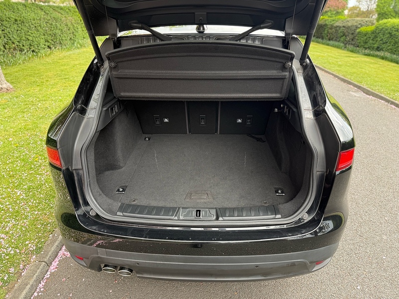 Jaguar D180 R-Sport SUV 2.0 Automatic Diesel