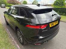 Jaguar F-PACE D180 R-Sport 