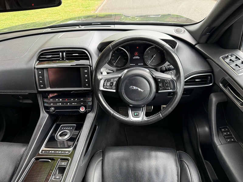 Jaguar D180 R-Sport SUV 2.0 Automatic Diesel