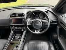 Jaguar F-PACE D180 R-Sport 