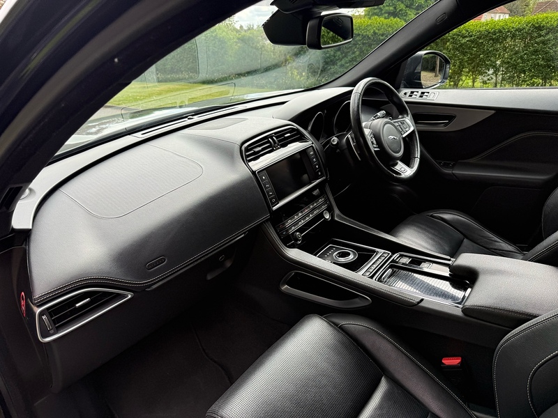 Jaguar D180 R-Sport SUV 2.0 Automatic Diesel