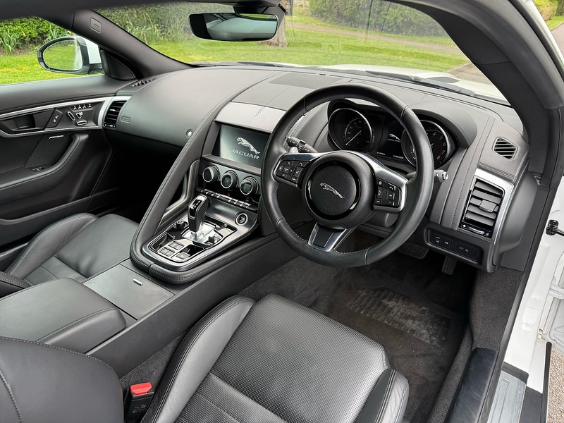Jaguar V6 R-Dynamic Coupe 3.0 Automatic Petrol