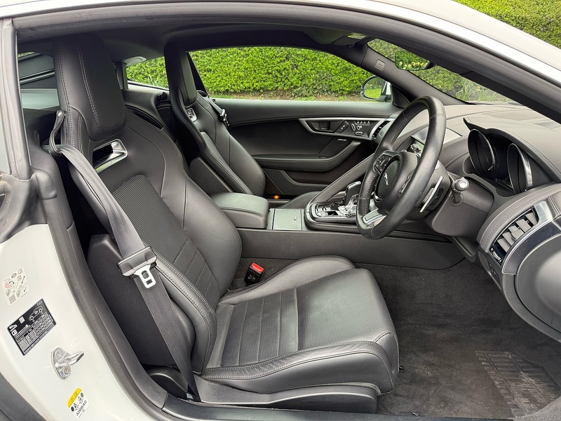 Jaguar V6 R-Dynamic Coupe 3.0 Automatic Petrol