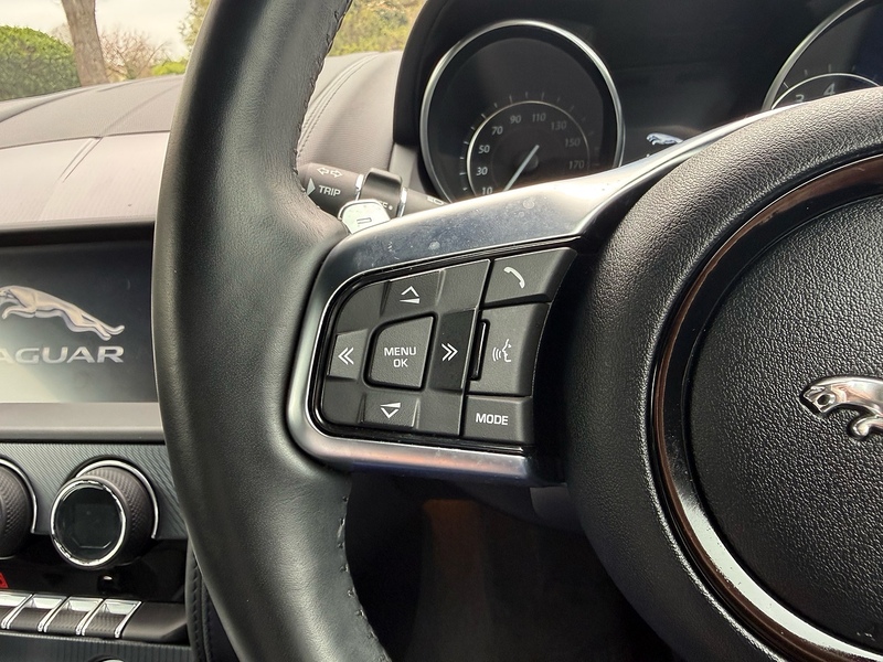 Jaguar V6 R-Dynamic Coupe 3.0 Automatic Petrol