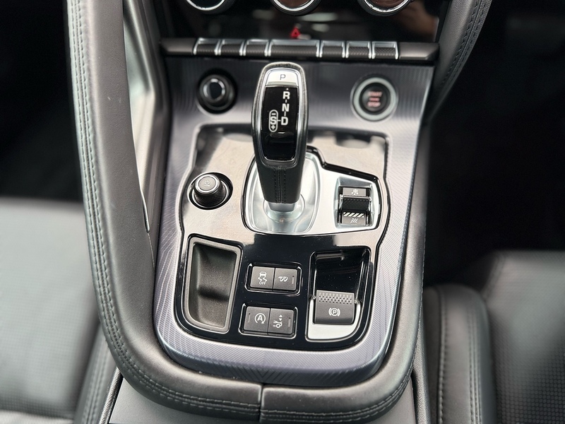 Jaguar V6 R-Dynamic Coupe 3.0 Automatic Petrol