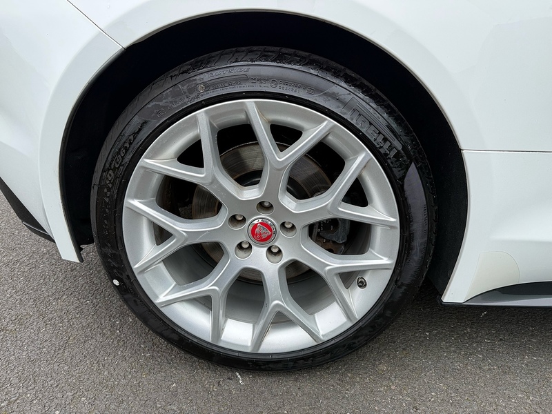 Jaguar V6 R-Dynamic Coupe 3.0 Automatic Petrol