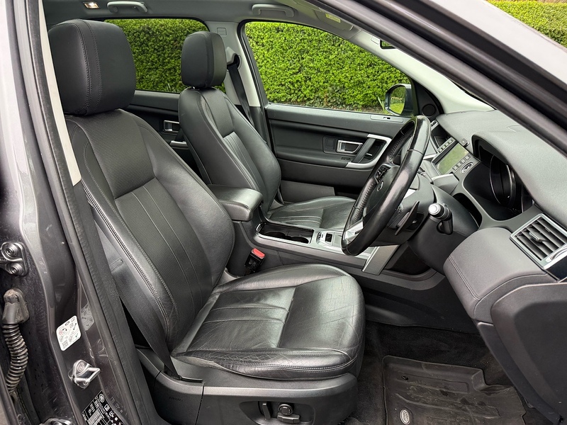 Land Rover TD4 HSE SUV 2.0 Automatic Diesel