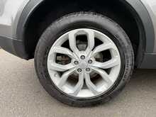 Land Rover Discovery Sport TD4 HSE 