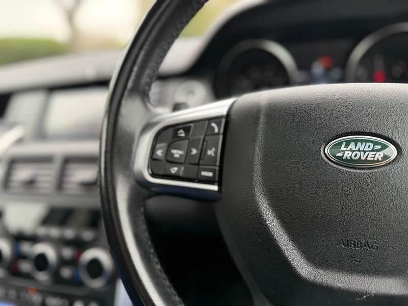 Land Rover TD4 HSE SUV 2.0 Automatic Diesel