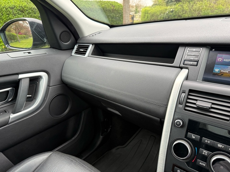 Land Rover TD4 HSE SUV 2.0 Automatic Diesel