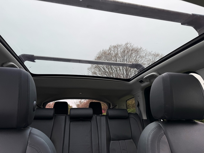 Land Rover TD4 HSE SUV 2.0 Automatic Diesel