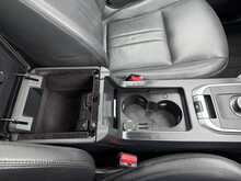 Land Rover Discovery Sport TD4 HSE 