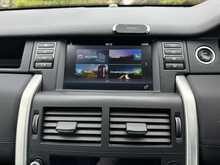 Land Rover Discovery Sport TD4 HSE 