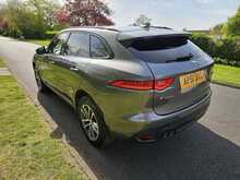 Jaguar F-PACE D180 R-Sport 