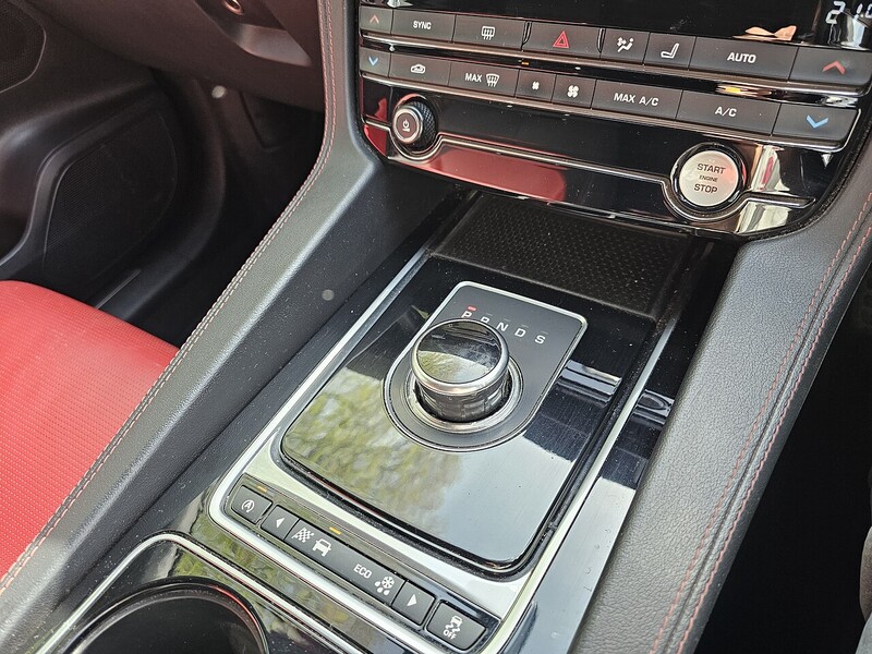 Jaguar D180 R-Sport SUV 2.0 Automatic Diesel