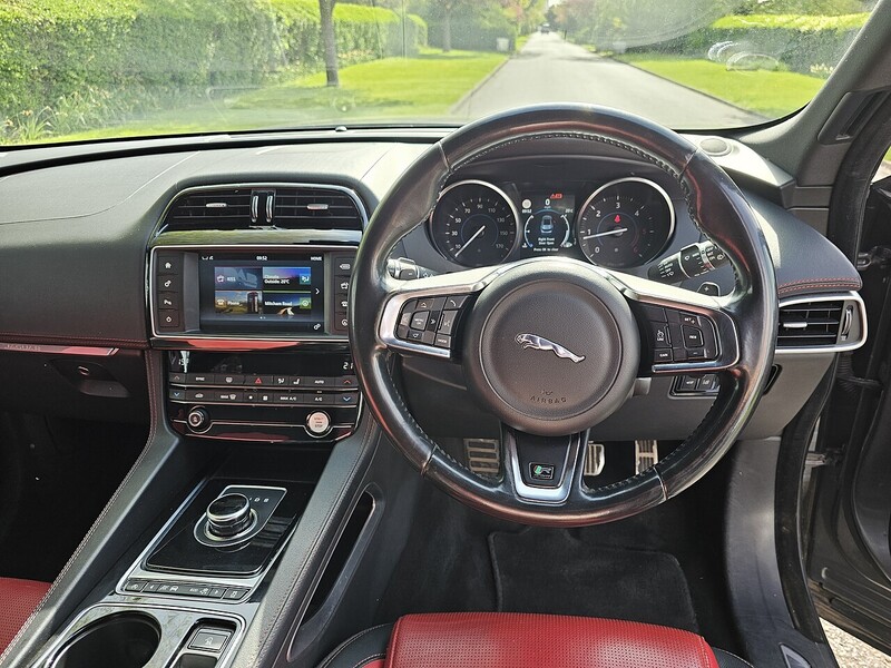 Jaguar D180 R-Sport SUV 2.0 Automatic Diesel