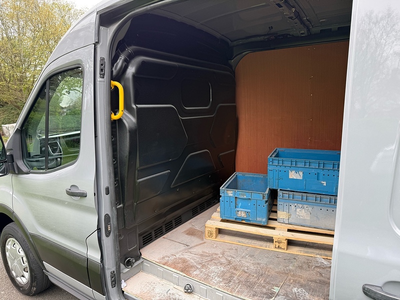 Ford 350 Leader Panel Van 0.0 Automatic Electric