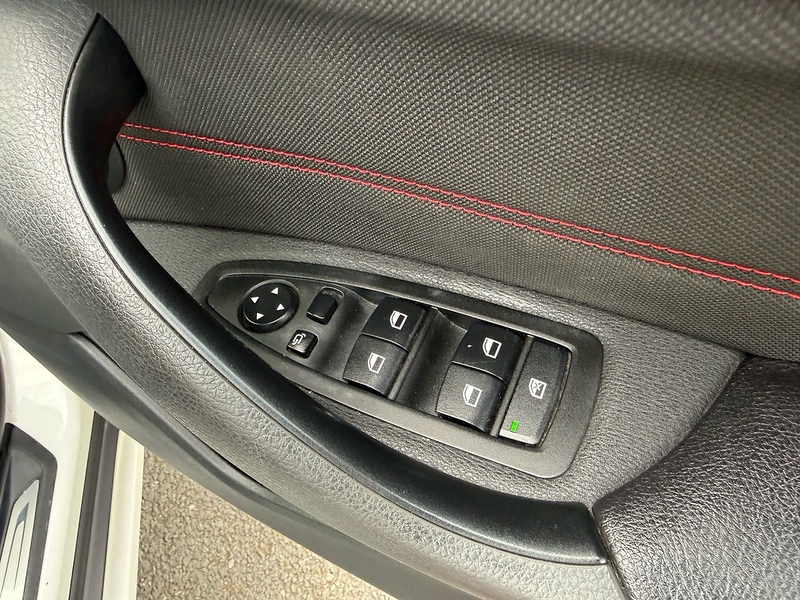 BMW 18d Sport SUV 2.0 Manual Diesel