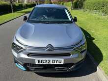 Citroen e-C4 Shine Plus 