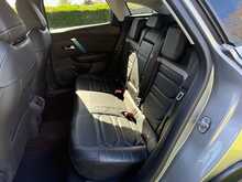 Citroen e-C4 Shine Plus 