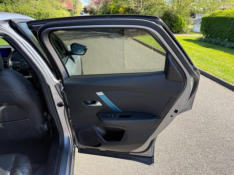 Citroen Shine Plus Hatchback 0.0 Automatic Electric