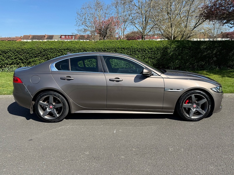 Jaguar d R-Sport Saloon 2.0 Manual Diesel
