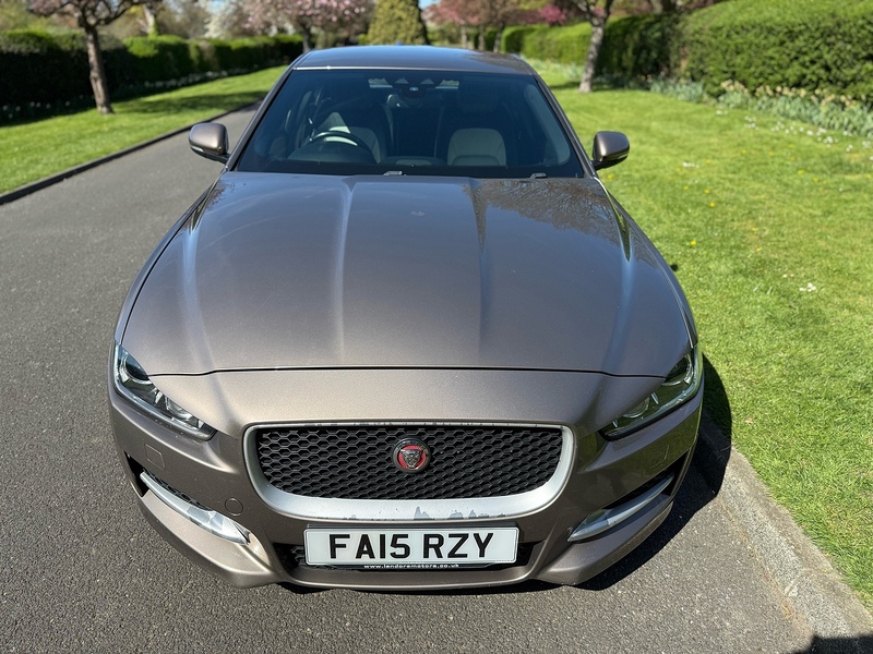 Jaguar d R-Sport Saloon 2.0 Manual Diesel