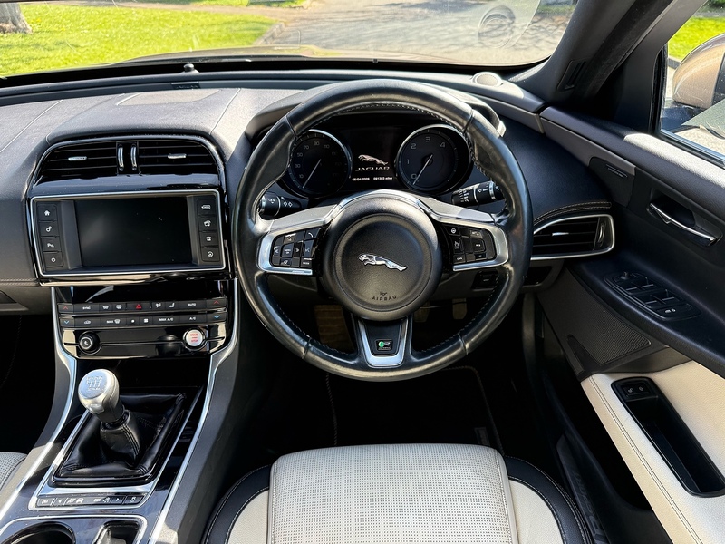 Jaguar d R-Sport Saloon 2.0 Manual Diesel