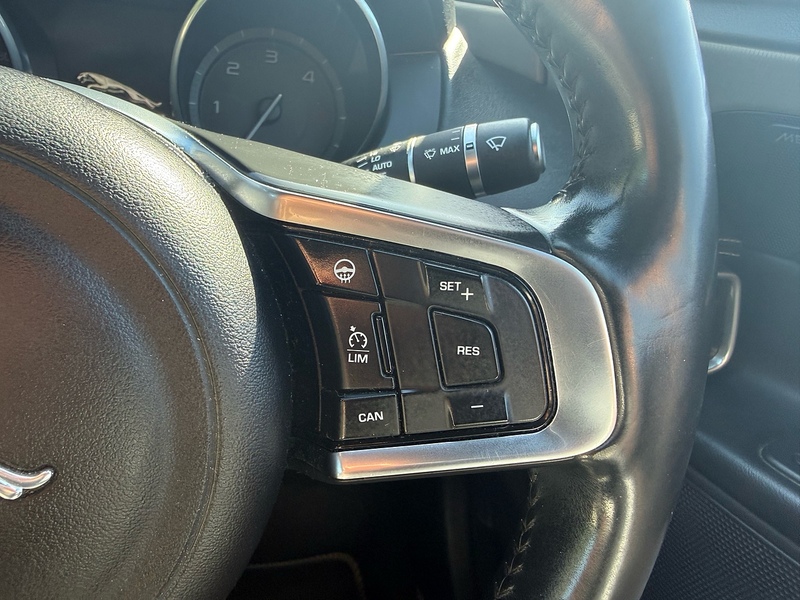 Jaguar d R-Sport Saloon 2.0 Manual Diesel