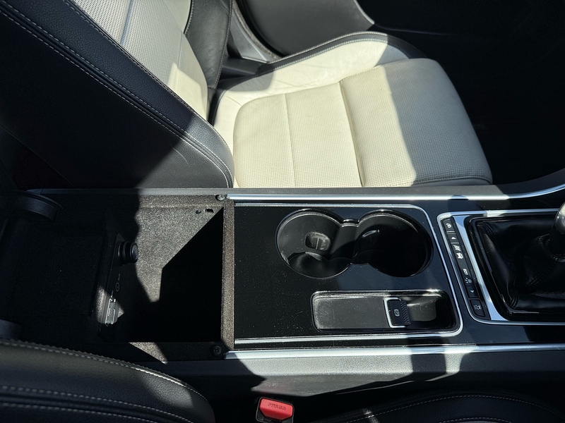 Jaguar d R-Sport Saloon 2.0 Manual Diesel