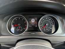 Volkswagen Golf TSI EVO SE Nav 